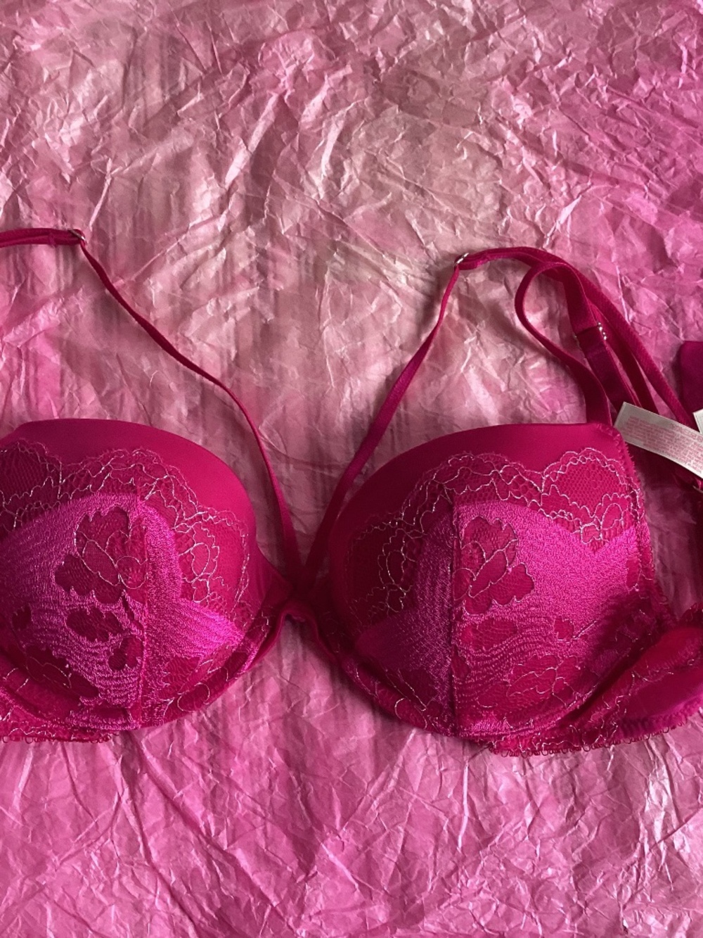 NWOT Victoria’s Secret Very Sexy Push-up Bra 34B
